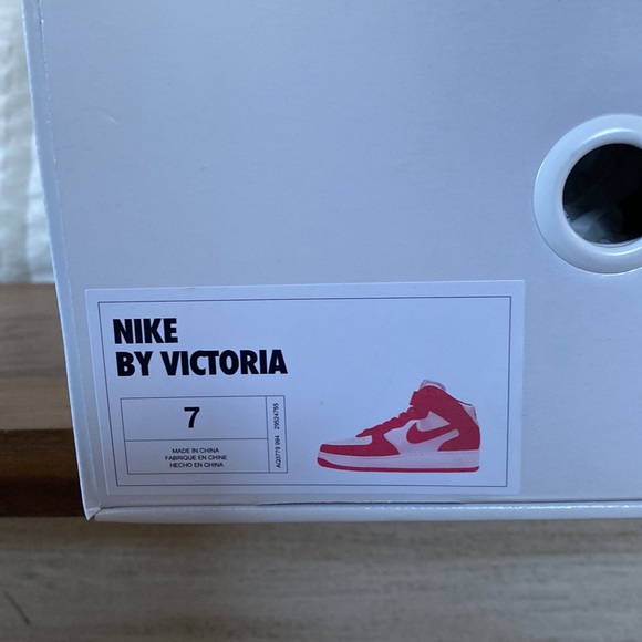 Nike by You size 7. Excellent condition - Picture 5 of 7